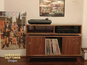 record-player-stand-with-equipment-shelf-vinyl-storage-solid-wood-walnut-record-cabinet-with-doors