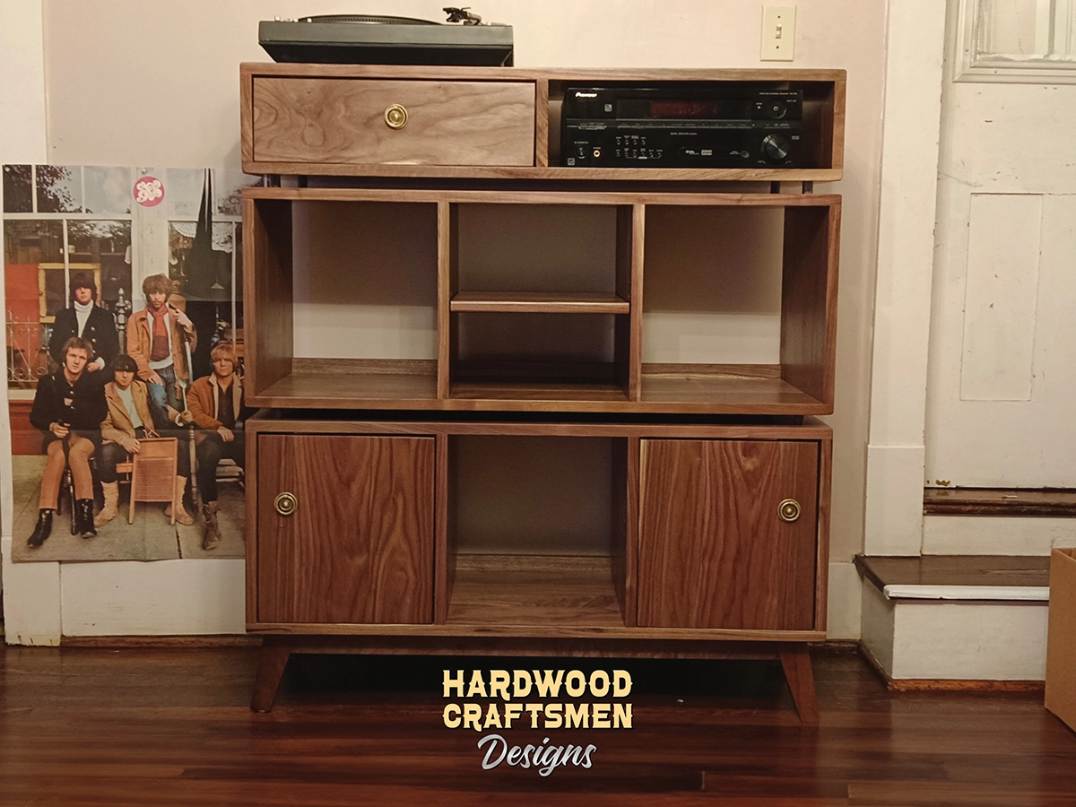 Large "WALNUT" Record Player Stand, Stereo Cabinet with Doors, Tall Vinyl Record Storage Cabinet Holds Up To 810 Albums - Image 5